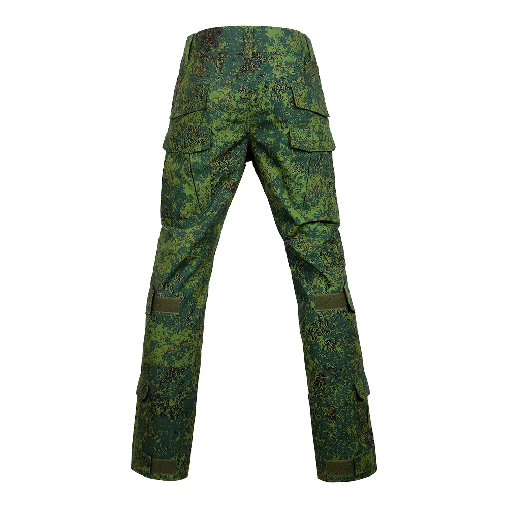 Back view highlighting rear pockets and reinforced seat on camouflage pants